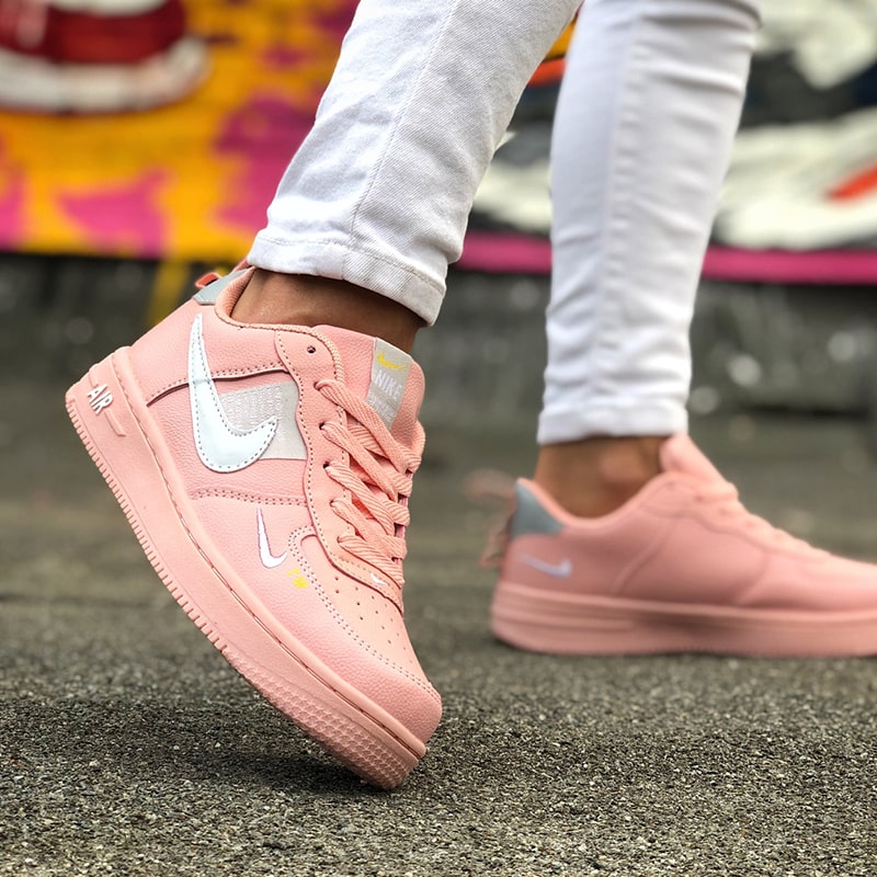 nike air force 1 utility pink