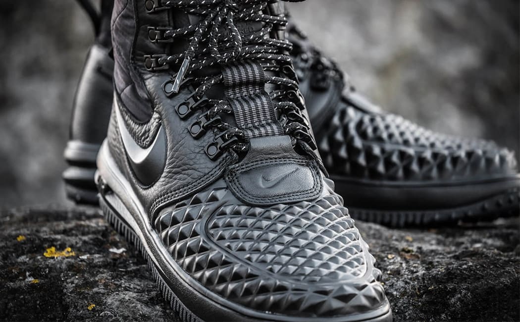 Nike clearance lunar boot